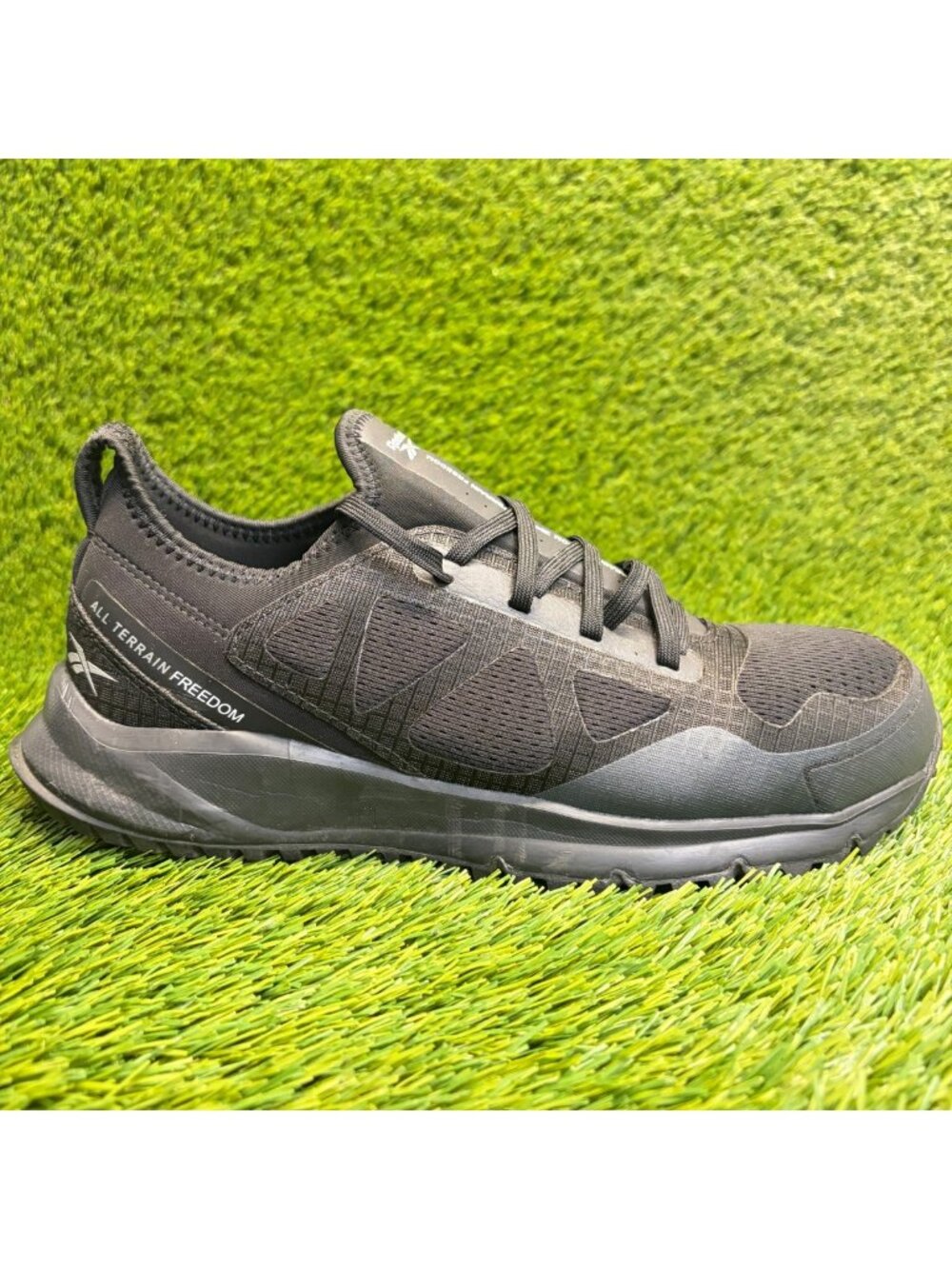 Reebok All Terrain Mens Size 9 Black Slip Resistant Steel Toe Safety Work Shoes